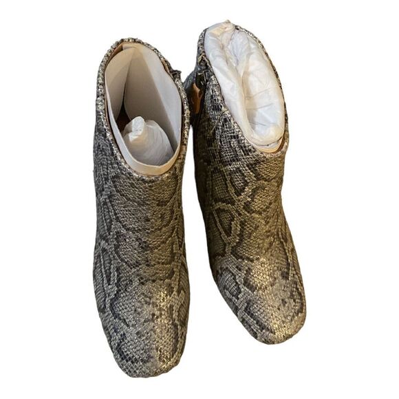 Gentle Souls | by Kenneth Cole Troy Pewter Snakeskin Side Zip Heeled Booties | 6 - Picture 5 of 5